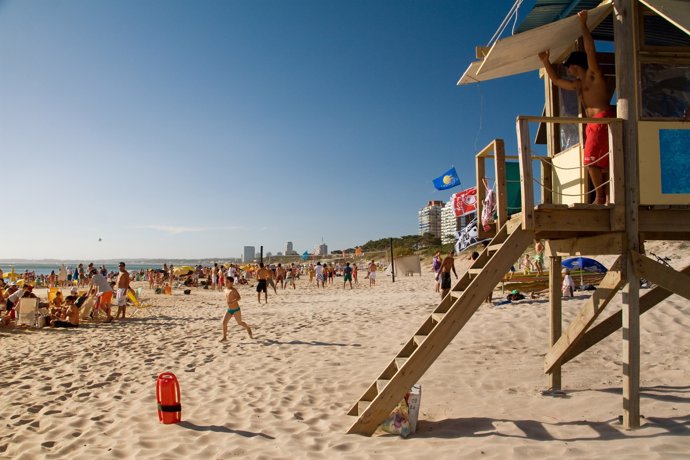 Uruguay, playa, vacaciones, turismo, mar, vigilantes