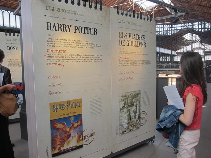 Exposición sobre libros censurados en el Born