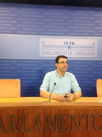 PSOE-A exige a los que "tienen secuestrada la autonomía" manifestar públicamente su voluntad de desbloqueo