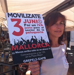 Concentración de peluqueros en Palma por un IVA más justo