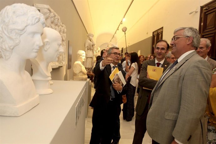 Se inaugura la muestra permanente de 'Yesos.Gipsoteca de la US'