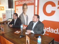 Ciudadanos tacha de "partidista" la intención de PRC y PSOE de retirar la denuncia a Marcano y Agudo en el caso Racing 