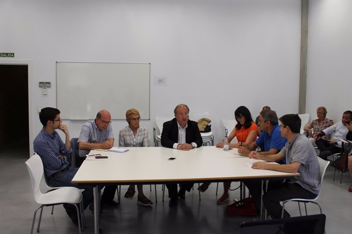  Reunión De Ganemos Y PSOE Salamanca Para Analizar Posibles Acuerdos.