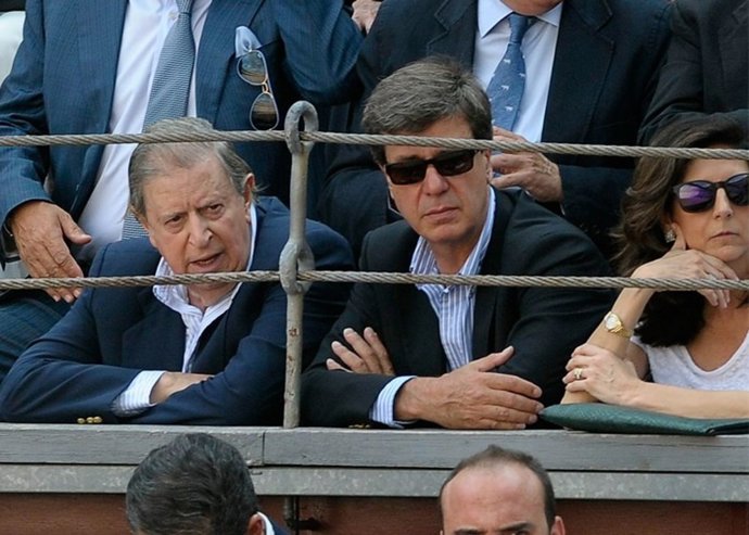 Cayetano martínez de irujo