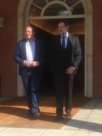 Sánchez cuenta con el compromiso de Rajoy para que "la Región sea más"