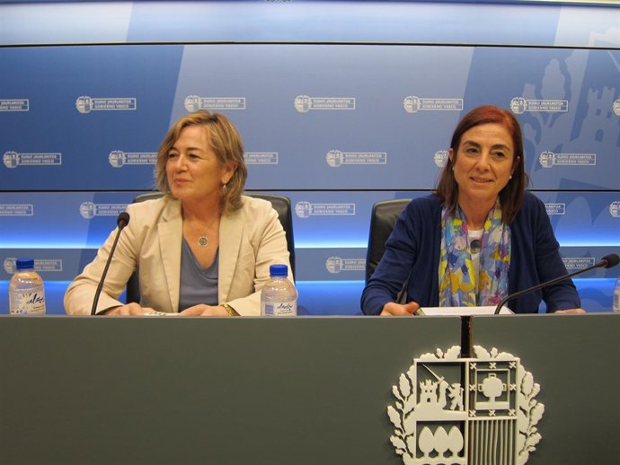 Cristina Uriarte y Arantza Aurrekoetxea