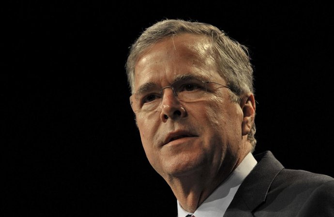 El exgobernador de Florida Jeb Bush