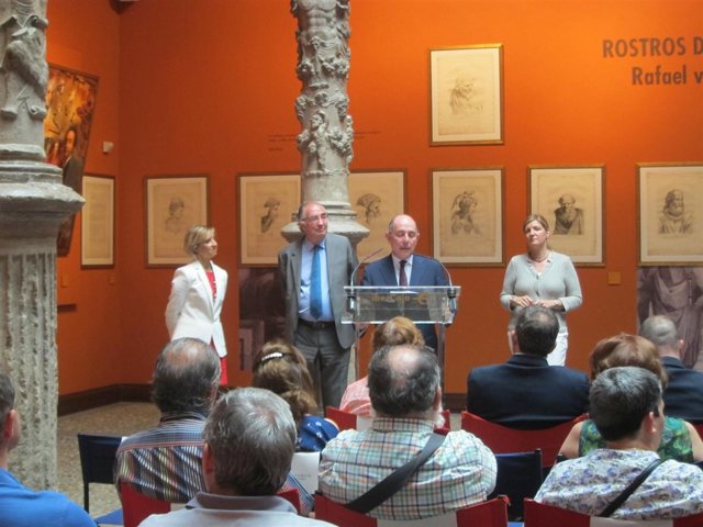 Acto de firma de convenios.