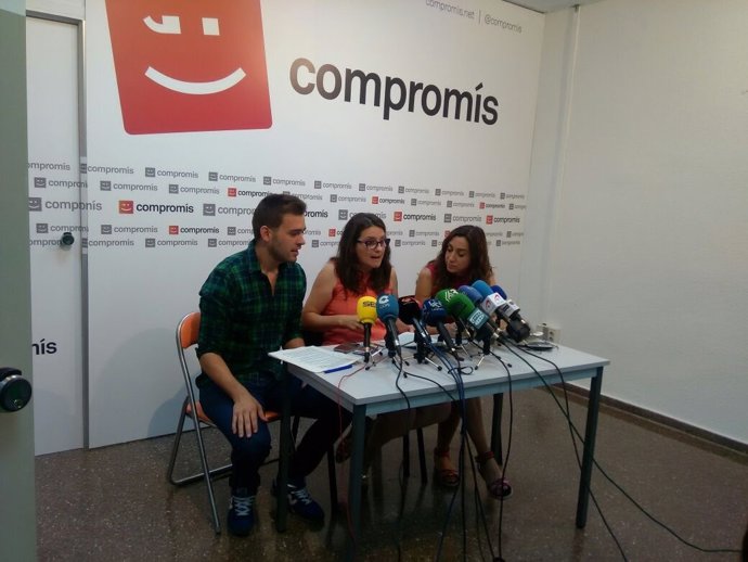 Ferri, Oltra y Navarro en rueda de prensa