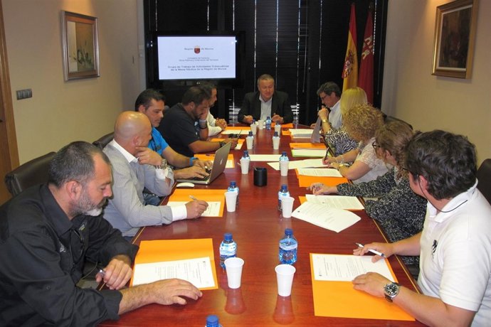 Reunión del grupo de Actividades Subacuáticas de la Mesa de la Náutica