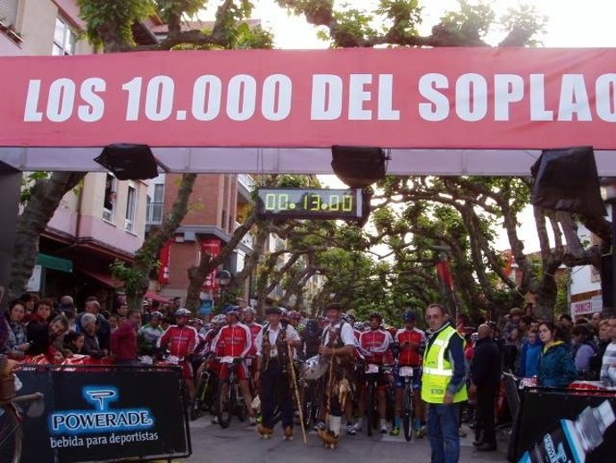 Edicioens anteriores de "Los 10.000 del Soplao"