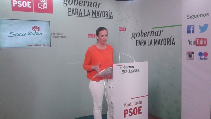 La secretaria de Igualdad y Equidad del PSOE-A, Elena Ruiz. 