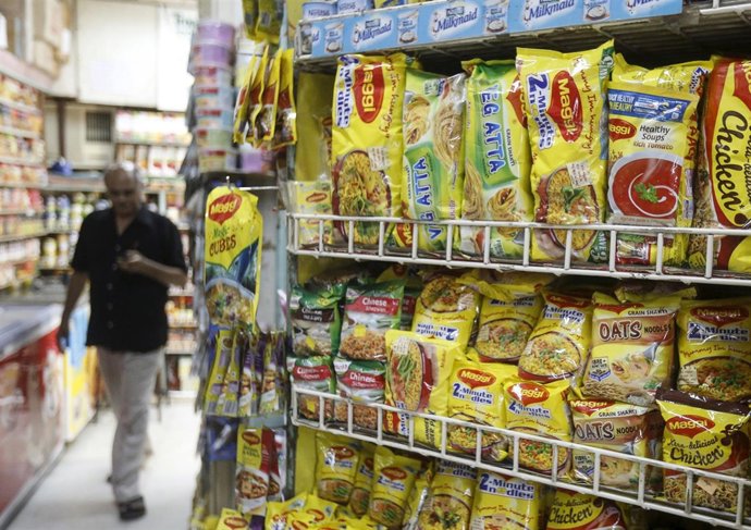 Paquetes de fideos de Maggi en India