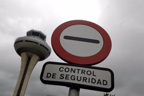 Torre De Control, Controladores Aéreos