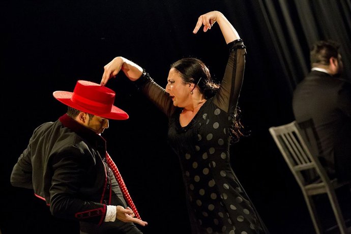 La lupi teatro actuación terral málaga