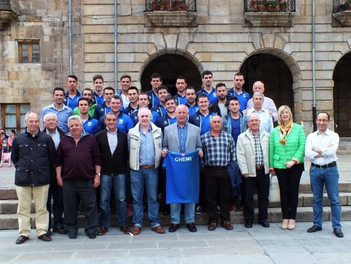 Recepción al Naval en el Ayuntamiento de Reinosa