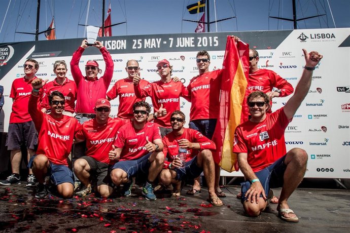 El 'MAPFRE' se adjudica la regata costera de Lisboa