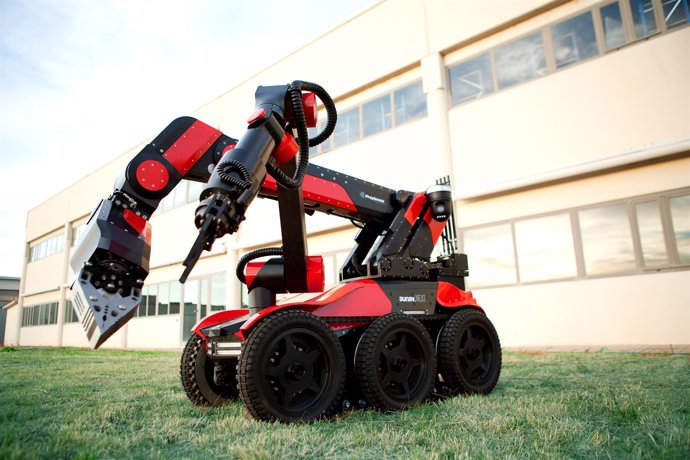 Robot aunav.NEXT de la empresa española Proytecsa Security