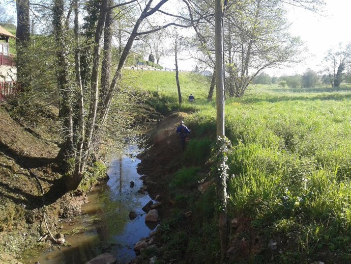 Limpieza de ríos en Piélagos