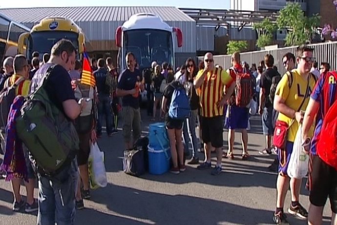 Aficionados del Barça ponen rumbo a Berín