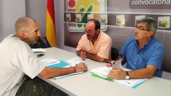 Miembros del grupo municipal de IULV-CA en el Ayuntamiento de Huelva. 