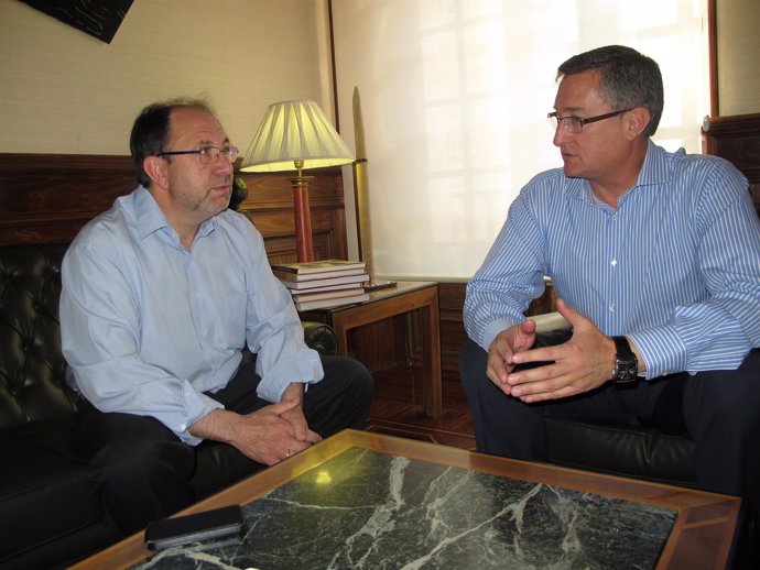 Manuel Blasco y Julio Esteban se han reunido este martes en Teruel