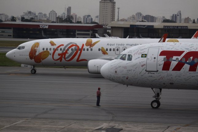 TAM e GOL cancelam voos de São Paulo à Buenos Aires
