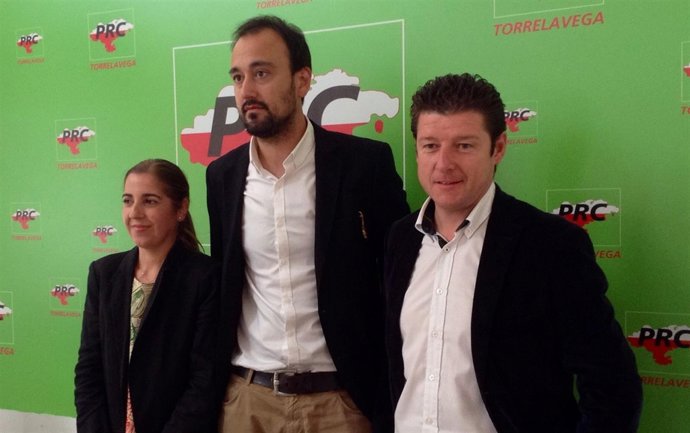 Javier López Estrada con Juncal Herreros y Jesús Sánchez