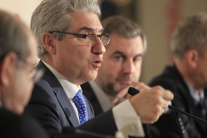 Casimiro García-Abadillo.