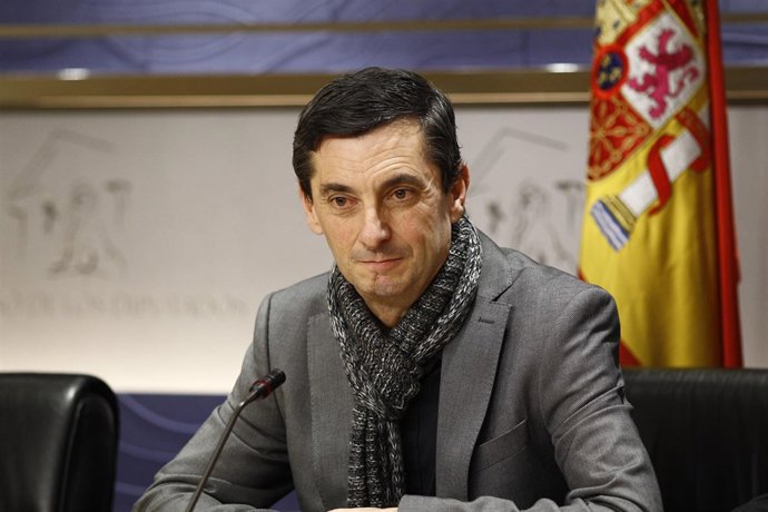 José Luis Centella.