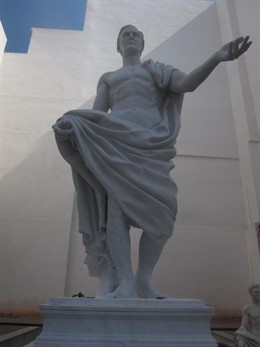 Escultura de Claudio Marcelo en Córdoba