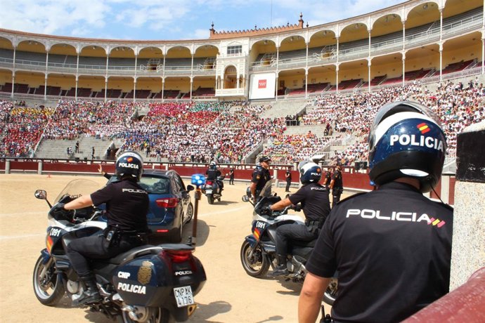 Exposición de la Policía en Las Ventas