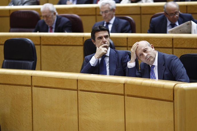 José Manuel Soria y José Ignacio Wert en el Senado