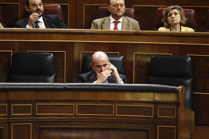 Luis de Guindos en el Congreso