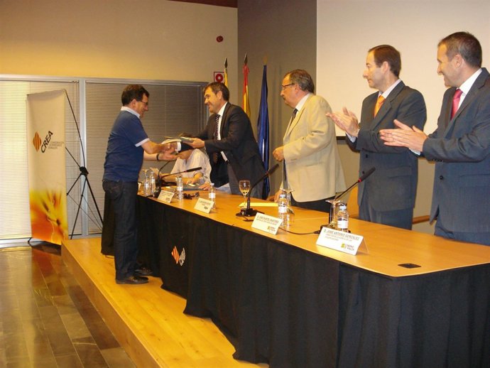 Entrega de acreditaciones a trabajadores del sector químico