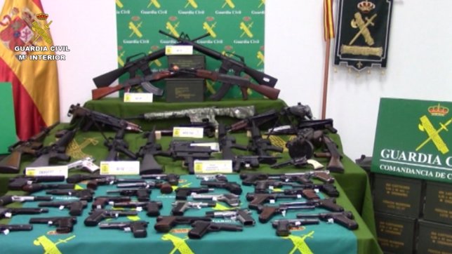Armas intervenidas a vecino A Coruña en Operación Garand
