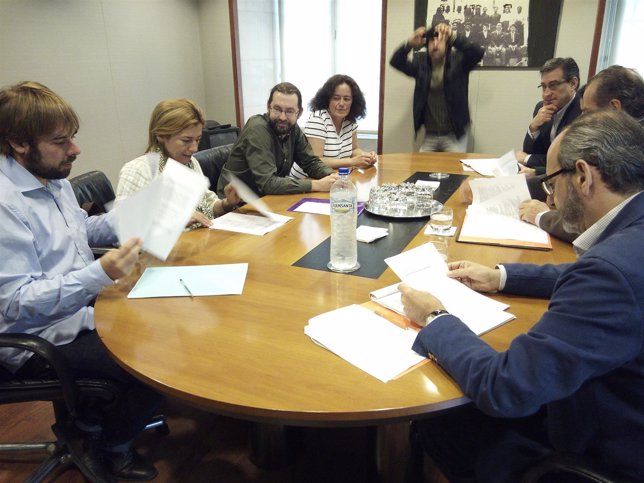 Reunión entre Podemos y Ciudadanos en Asturias