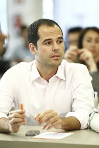 Aguado cree que Cifuentes firmará el documento por la regeneración