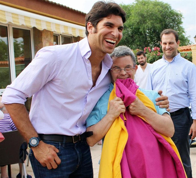 Cayetano Rivera Ordóñez solidario fundación Asprona 