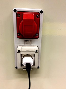 Enchufe, enchufes, electricidad, red eléctrica