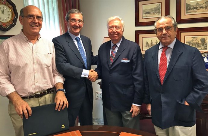 Presidentes de Fundacion Caja Rural del Sur y de  Proyecto Hombre