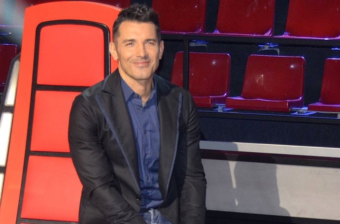 Jesús Vázquez despide con 'la voz' quebrada a Pedro Zerolo 