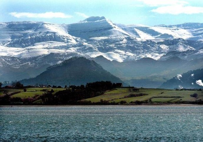 Arco sur de la Bahía de Santander
