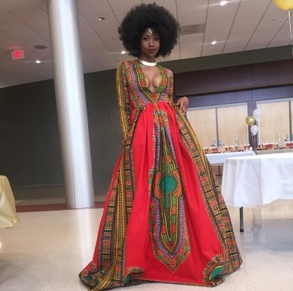 Kyemah McEntyre: diseña su vestido de graduación contra estereotipos y  acoso escolar
