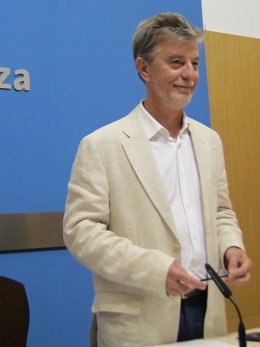 El candidato de ZEC, Pedro Santisteve