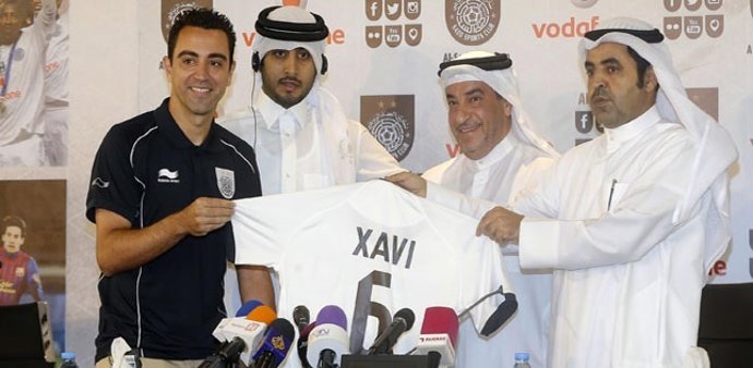 Xavi Hernández, presentado con el Al Saad