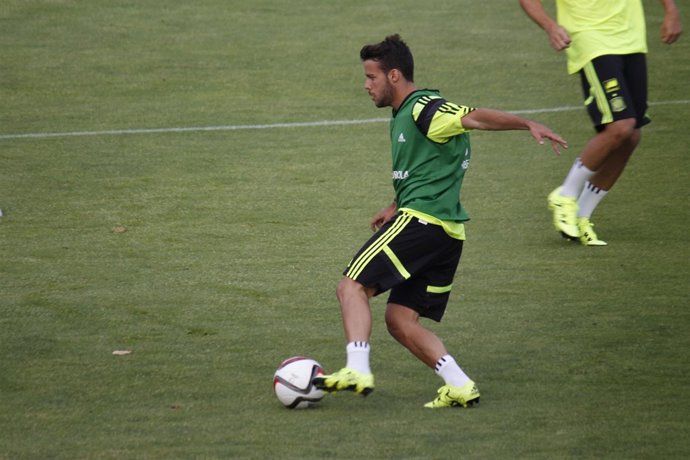 Bernat en el entrenamiento de la Selección Española de fútbol 