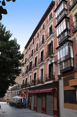 Edificio de la calle Postigo de San Martín de Madrid