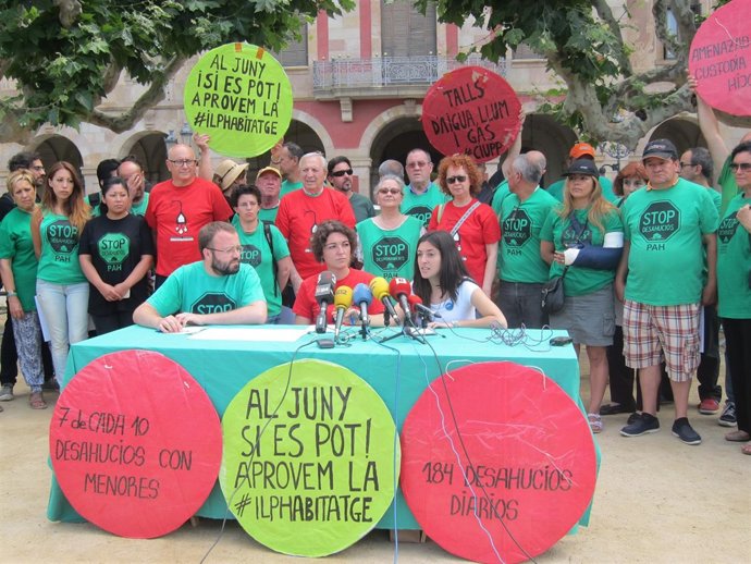 C.Macías (PAH), M.Campuzano (APE) e I.Escorihuela (Desc)