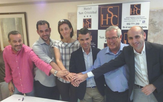 CAstro y Conejo respaldan la firma del acuerdo de gobierno PSOE IU OSP y CSSP 